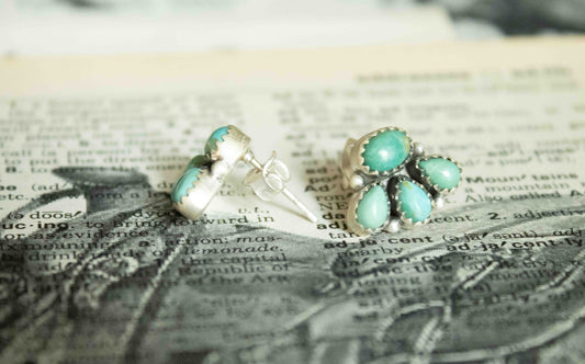 THE LILLY CLUSTER EARRINGS