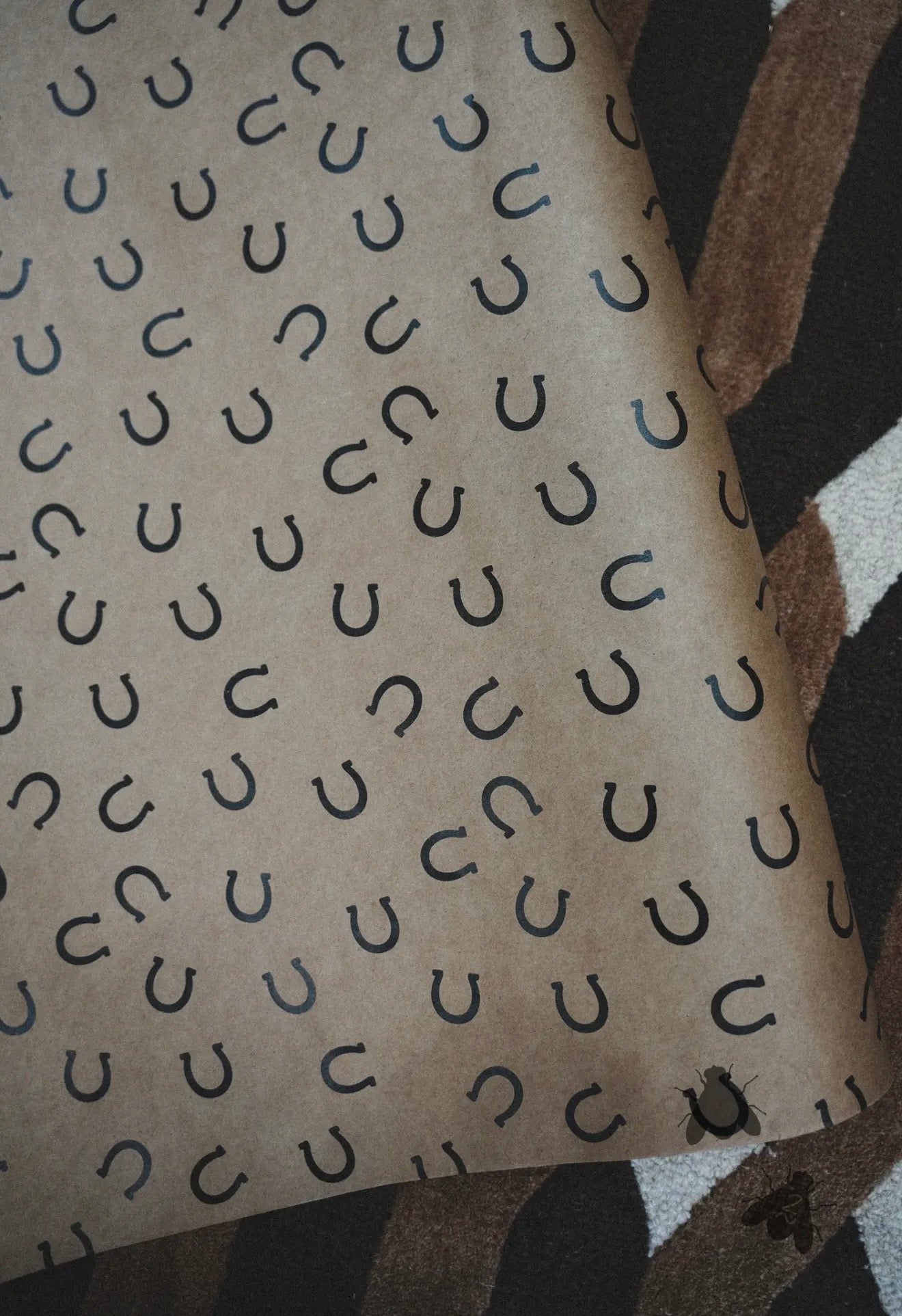 HOWDY HOLIDAYS WRAPPING PAPER