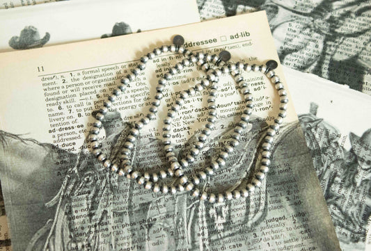 THE OAKLEY PEARL BRACELET